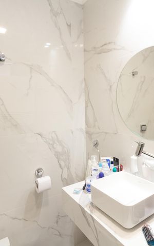 Apartamento à venda com 98m², 2 quartos e 1 vaga Apartamento à venda com 98m², 2 quartos e 1 vagaBanheiro da Suíte