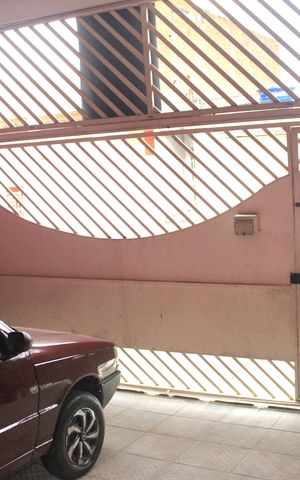 Casa à venda com 200m², 3 quartos e 2 vagasGaragem
