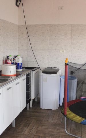 Casa à venda com 200m², 3 quartos e 2 vagasEspaço gourmet e lavanderia