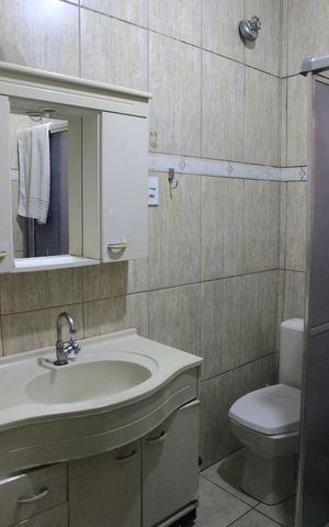 Casa à venda com 200m², 3 quartos e 2 vagasBanheiro Social