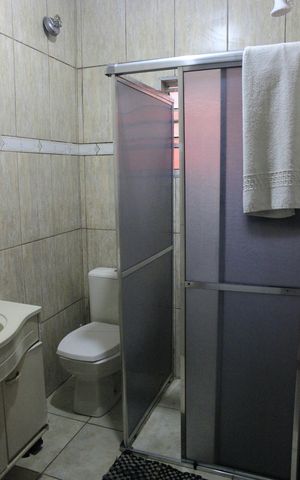 Casa à venda com 200m², 3 quartos e 2 vagasBanheiro Social