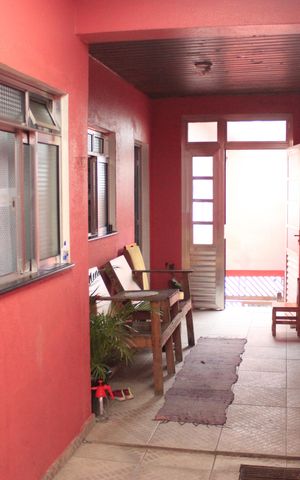 Casa à venda com 200m², 3 quartos e 2 vagasQuintal