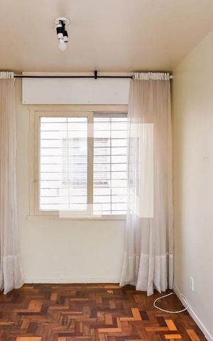 Apartamento à venda com 31m², 1 quarto e sem vaga Apartamento à venda com 31m², 1 quarto e sem vagaSala