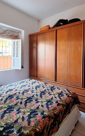 Casa à venda com 100m², 2 quartos e 2 vagas Casa à venda com 100m², 2 quartos e 2 vagasQuarto 1