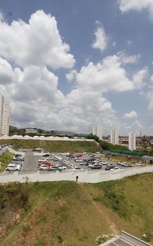 Apartamento para alugar com 88m², 3 quartos e 2 vagasVista