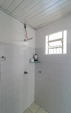 Casa para alugar com 154m², 4 quartos e 1 vaga Casa para alugar com 154m², 4 quartos e 1 vagaBanheiro da Suíte 02