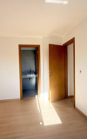 Apartamento à venda com 85m², 3 quartos e 2 vagas Apartamento à venda com 85m², 3 quartos e 2 vagasSuíte
