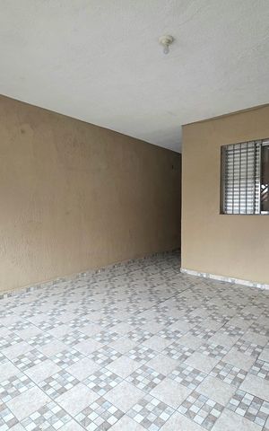 Casa à venda com 150m², 2 quartos e 1 vaga