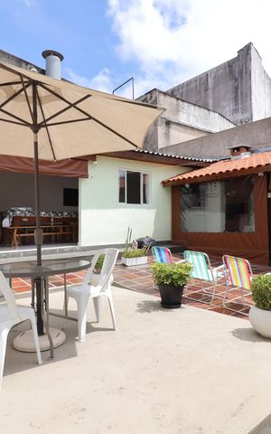 Casa à venda com 250m², 3 quartos e 3 vagasQuintal