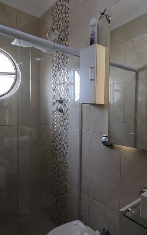 Casa à venda com 250m², 3 quartos e 3 vagasBanheiro da Suíte