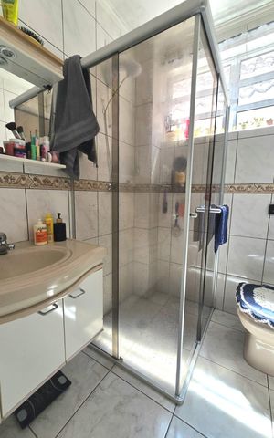 Apartamento à venda com 83m², 2 quartos e 1 vaga Apartamento à venda com 83m², 2 quartos e 1 vagaBanheiro