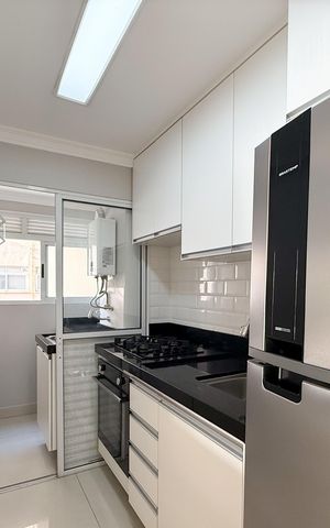 Apartamento para alugar com 50m², 2 quartos e 1 vaga Apartamento para alugar com 50m², 2 quartos e 1 vagaCozinha e Área de Serviço