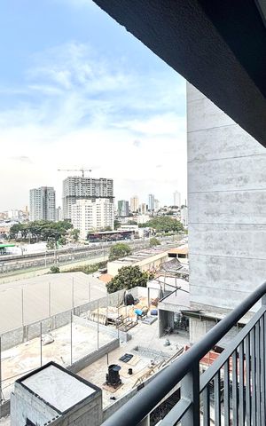 Studio para alugar com 23m², 1 quarto e sem vaga Studio para alugar com 23m², 1 quarto e sem vagaVaranda