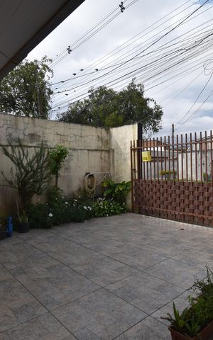 Casa à venda com 540m², 2 quartos e 3 vagasQuintal
