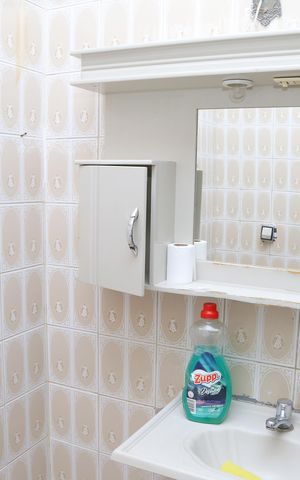 Casa à venda com 206m², 5 quartos e 3 vagasBanheiro 1