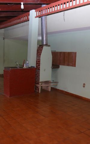 Casa à venda com 206m², 5 quartos e 3 vagasGaragem/Churrasqueira
