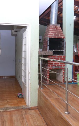 Casa à venda com 206m², 5 quartos e 3 vagasGaragem/Churrasqueira
