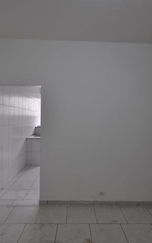 Casa para alugar com 44m², 1 quarto e sem vagaSala