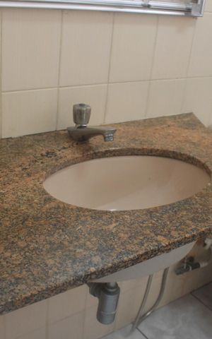Apartamento para alugar com 74m², 2 quartos e 1 vagaBanheiro 1