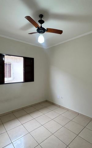 Casa para alugar com 82m², 3 quartos e 1 vagaQuarto 2
