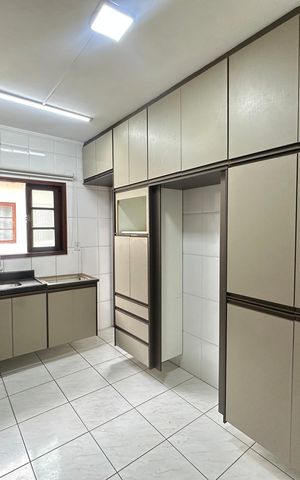 Casa para alugar com 82m², 3 quartos e 1 vagaCozinha