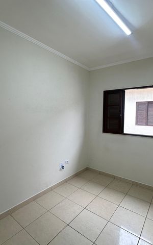 Casa para alugar com 82m², 3 quartos e 1 vagaQuarto 1