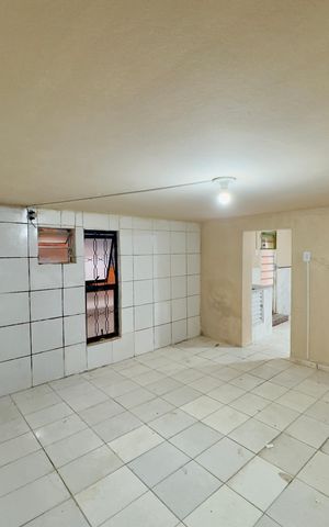 Casa para alugar com 45m², 1 quarto e sem vaga Casa para alugar com 45m², 1 quarto e sem vagaQuarto