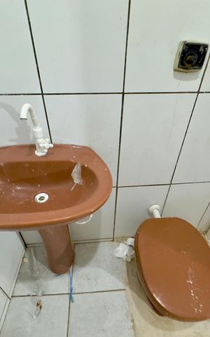 Casa para alugar com 45m², 1 quarto e sem vaga Casa para alugar com 45m², 1 quarto e sem vagaBanheiro