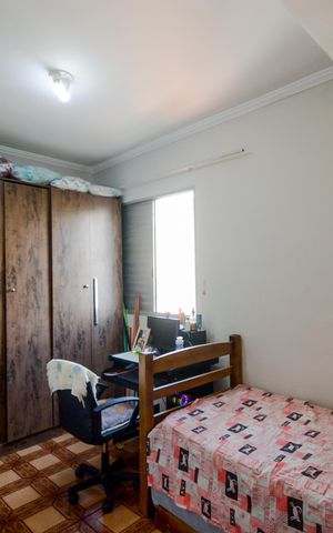 Apartamento para alugar com 73m², 3 quartos e 1 vagaQuarto 2 