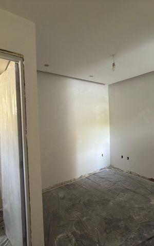 Casa de condomínio à venda com 250m², 4 quartos e 3 vagas Casa de condomínio à venda com 250m², 4 quartos e 3 vagasQuarto Suíte