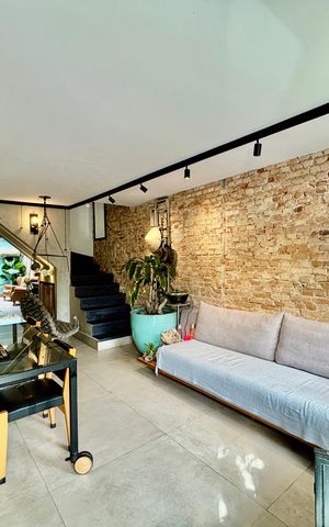 Casa para alugar com 140m², 2 quartos e 1 vaga Casa para alugar com 140m², 2 quartos e 1 vagaSala