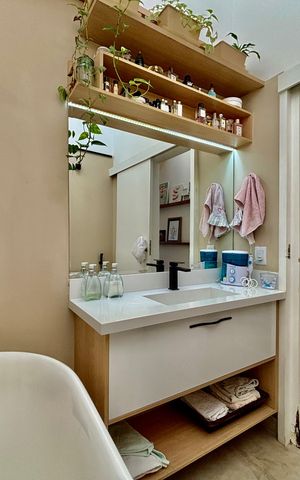 Casa para alugar com 140m², 2 quartos e 1 vaga Casa para alugar com 140m², 2 quartos e 1 vagaBanheiro