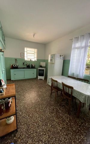 Casa à venda com 319m², 3 quartos e 1 vaga Casa à venda com 319m², 3 quartos e 1 vagaCozinha