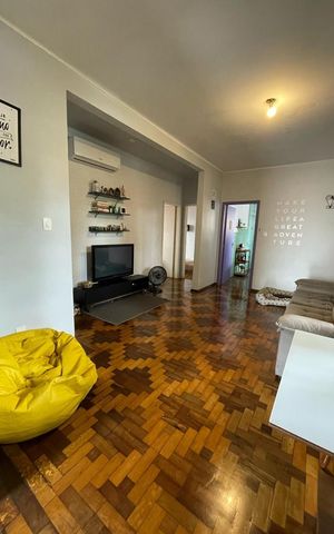 Casa à venda com 319m², 3 quartos e 1 vaga Casa à venda com 319m², 3 quartos e 1 vagaSala