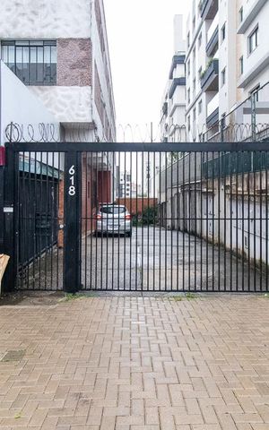 Apartamento para alugar com 55m², 2 quartos e 1 vaga Apartamento para alugar com 55m², 2 quartos e 1 vagaFachada