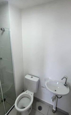 Apartamento para alugar com 33m², 2 quartos e sem vaga Apartamento para alugar com 33m², 2 quartos e sem vagaBanheiro