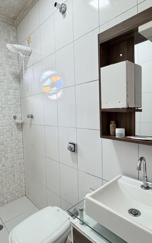 Casa à venda com 249m², 5 quartos e 2 vagasBanheiro Suíte - Casa 2