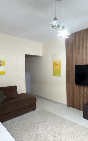 Casa à venda com 249m², 5 quartos e 2 vagasSala - Casa 1