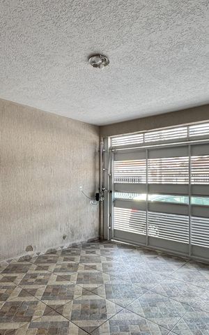 Casa à venda com 249m², 5 quartos e 2 vagasGaragem