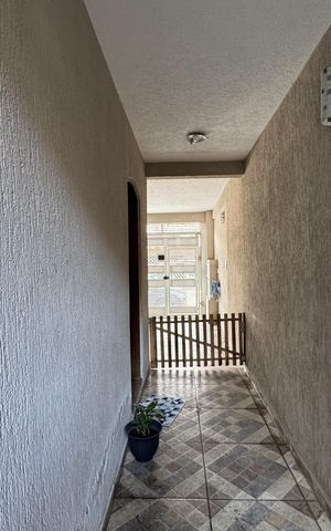 Casa à venda com 249m², 5 quartos e 2 vagasEntrada