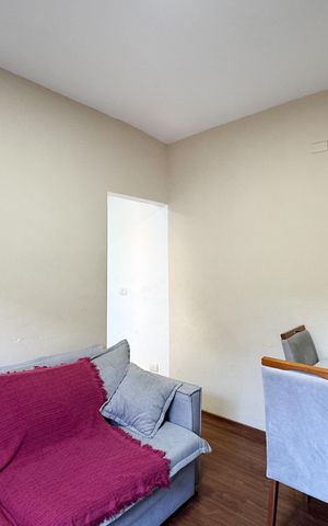 Casa à venda com 249m², 5 quartos e 2 vagasSala - Casa 2