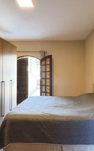 Casa à venda com 249m², 5 quartos e 2 vagasSuíte - Casa 2