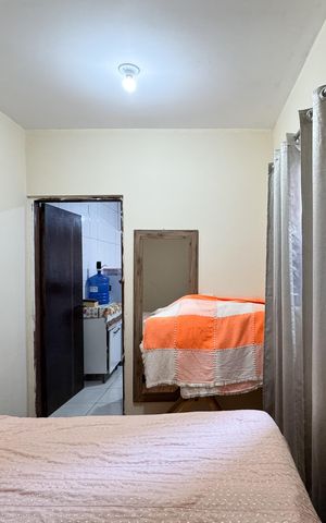 Casa à venda com 249m², 5 quartos e 2 vagasQuarto - Casa 1