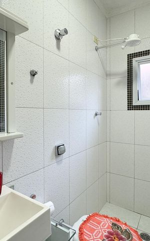Casa à venda com 249m², 5 quartos e 2 vagasBanheiro Social - Casa 2