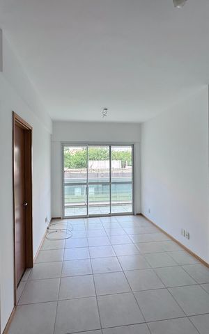 Apartamento à venda com 85m², 3 quartos e 1 vaga Apartamento à venda com 85m², 3 quartos e 1 vagaSala