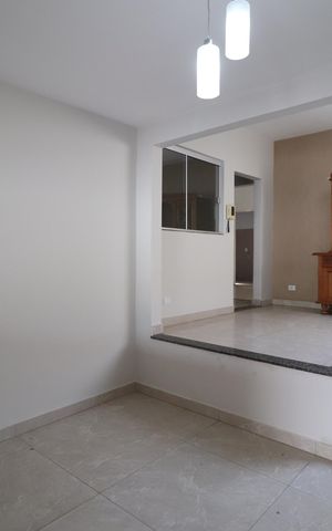 Casa para alugar com 230m², 4 quartos e 5 vagasSala