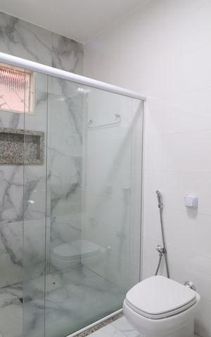 Casa para alugar com 230m², 4 quartos e 5 vagasBanheiro do Quarto 3