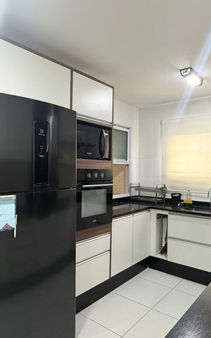 Apartamento para alugar com 158m², 3 quartos e 3 vagas Apartamento para alugar com 158m², 3 quartos e 3 vagasCozinha
