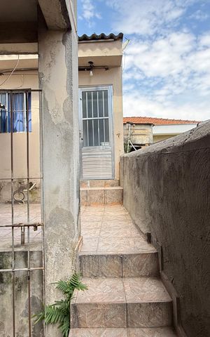 Casa para alugar com 90m², 3 quartos e 1 vaga Casa para alugar com 90m², 3 quartos e 1 vagaÁrea de Serviço