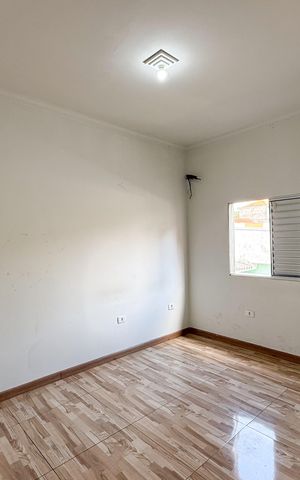 Casa para alugar com 90m², 3 quartos e 1 vaga Casa para alugar com 90m², 3 quartos e 1 vagaQuarto